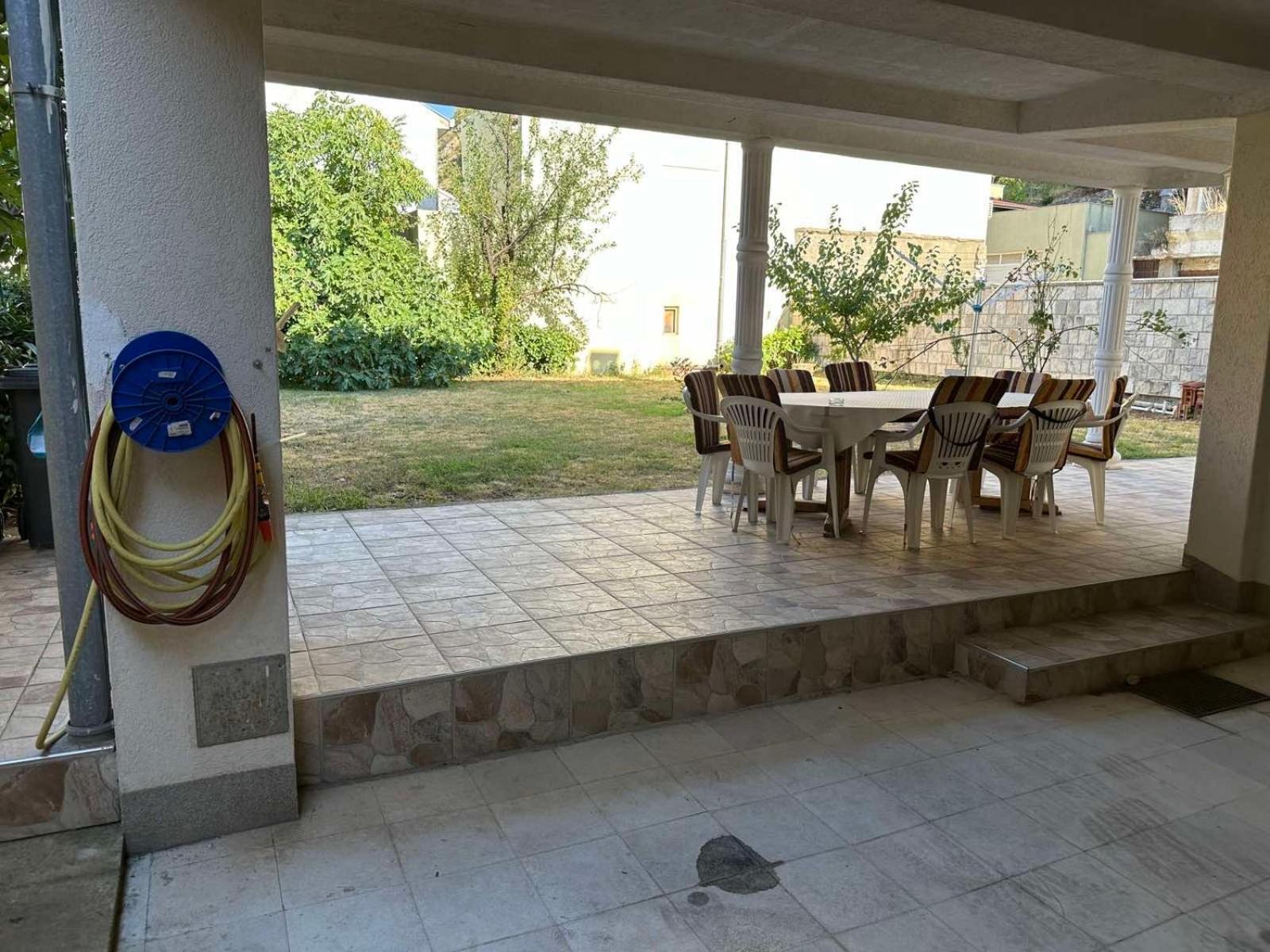 Villa モスタル エクステリア 写真